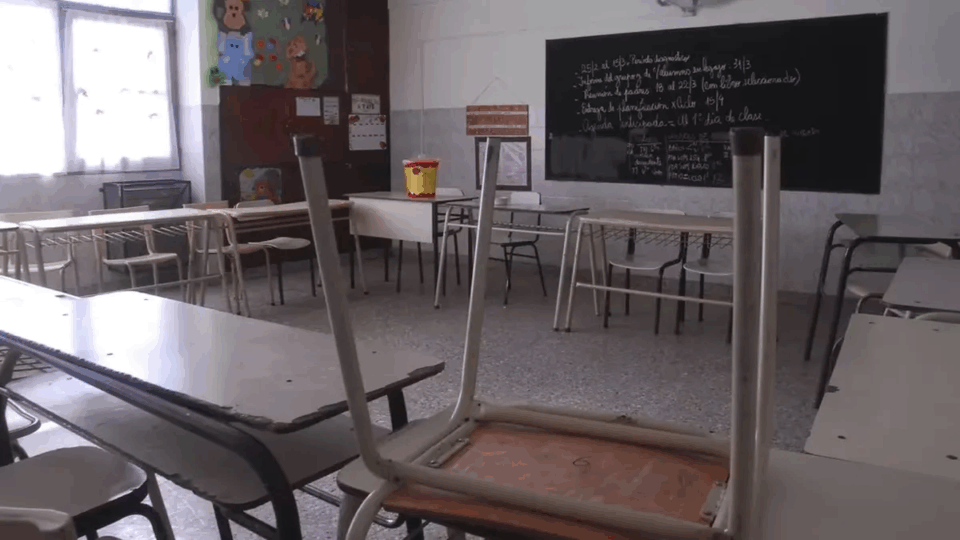 Denuncian el cierre de divisiones en una escuela 