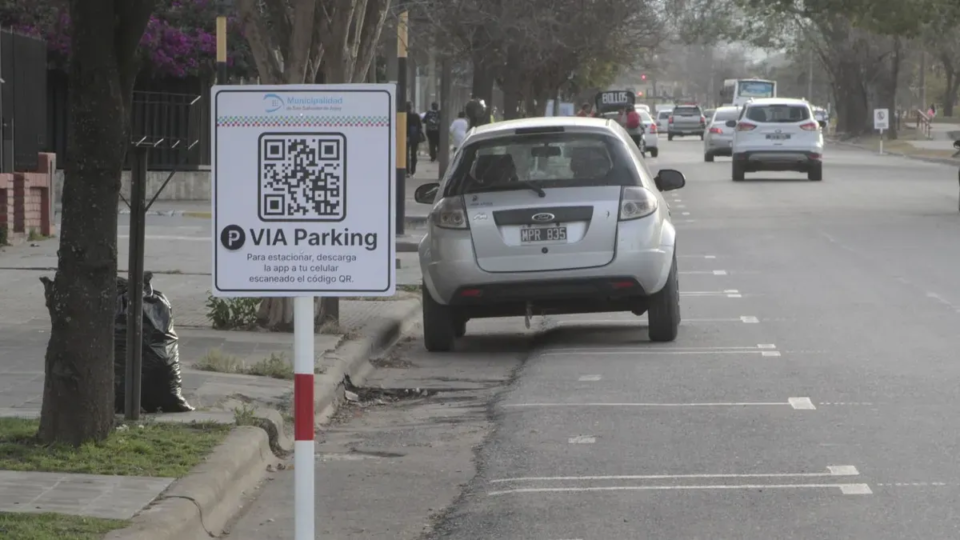 Trabajadores de Vía Parking reclaman por mejoras salariales 