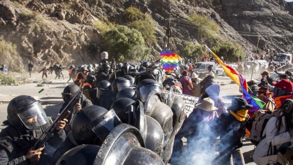 Imputaron a más de 40 policías por la represión en Purmamarca