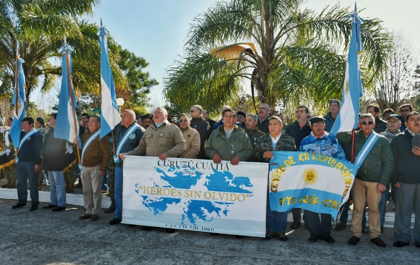 Hoy 10 de junio, Día de la Afirmación de los Derechos Argentinos sobre las Malvinas, Islas y Sector Antártico