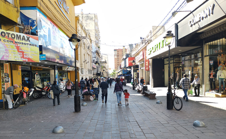 Continúa la crisis en la actividad comercial 