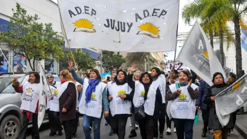 Docentes decidieron judicializar el conflicto de ADEP 