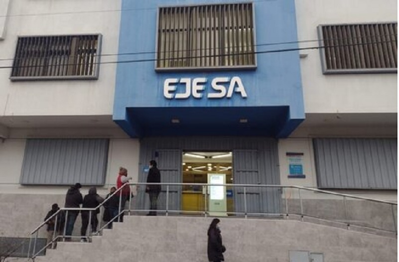 Evalúan sancionar a EJESA por los constantes cortes de luz 