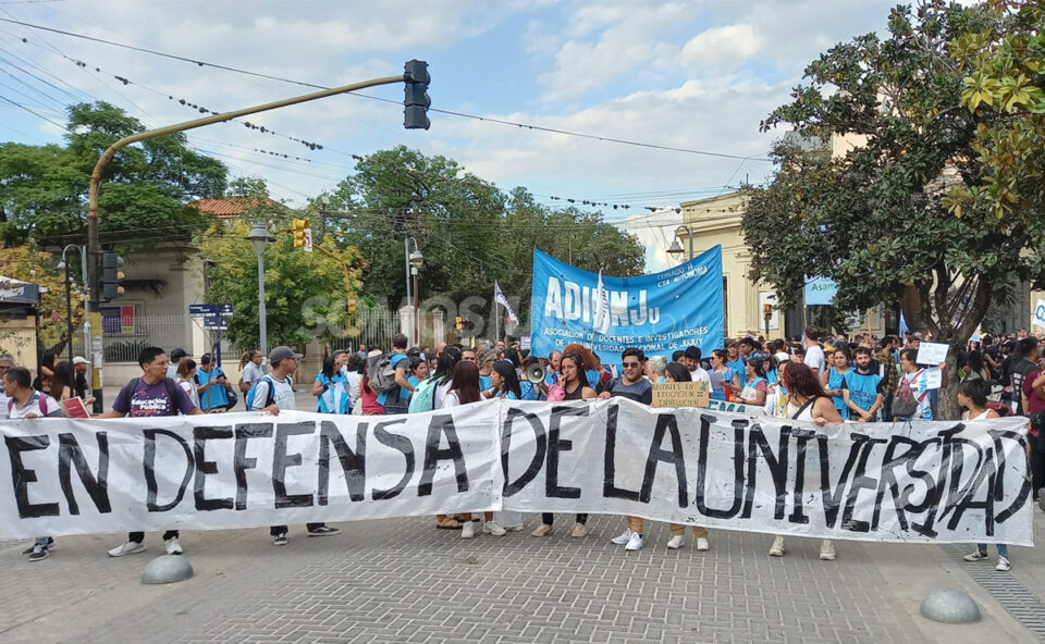 Docentes Universitarios anunciaron un paro de una semana 