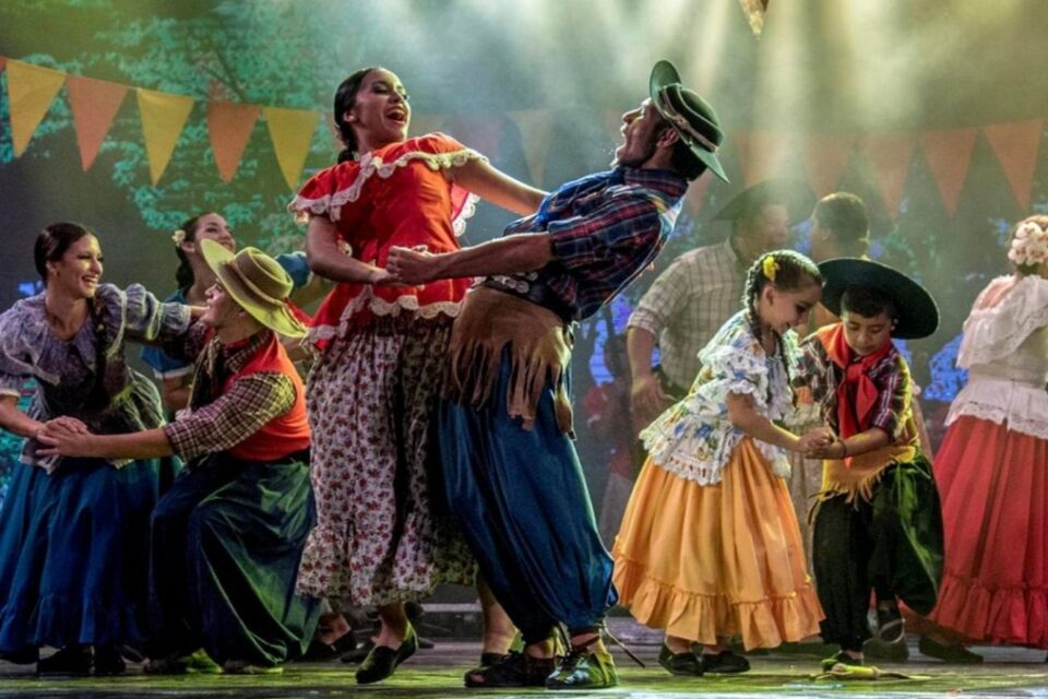 Hoy 22 de agosto, Día Mundial del Folklore