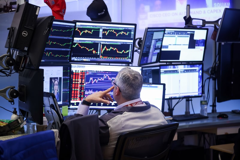 Los ADRs caen hasta un 8% 