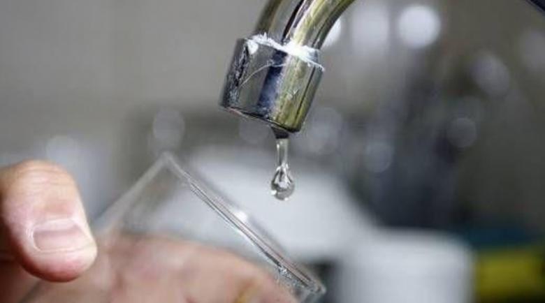 Suspendieron el DNU que permitía cortes de agua por falta de pago 