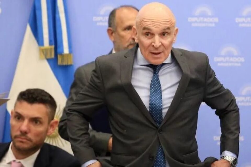 Espert pidió licencia como Diputado Nacional 