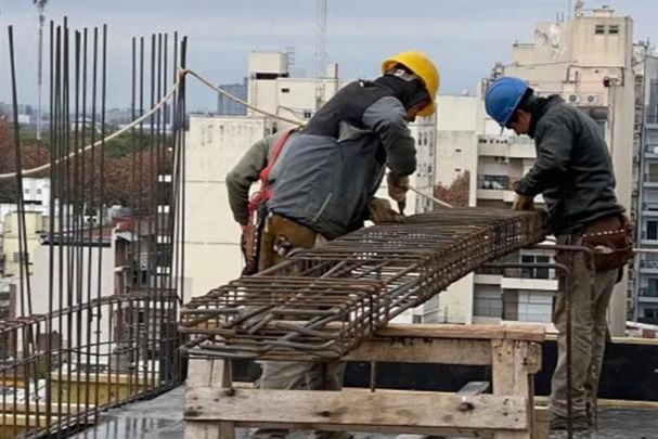 La construcción mejoró 0,5% 