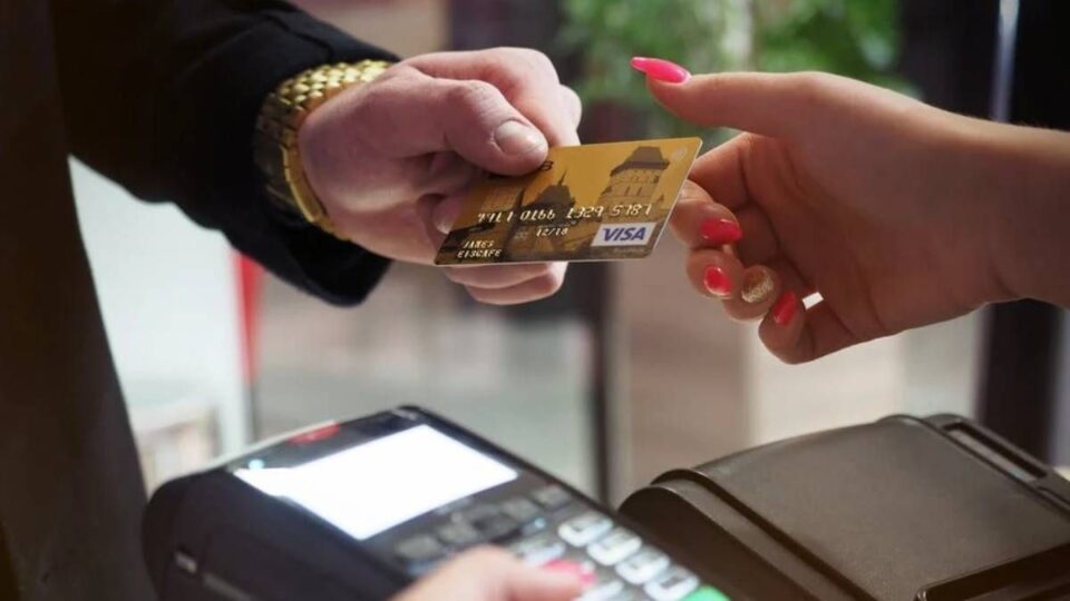 El uso de tarjetas de crédito tuvo una suba del 17,2% 