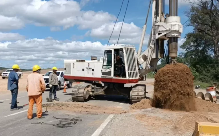 Familias en riesgo por la paralización de una obra en Ruta 34