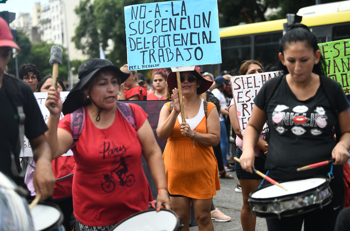 Organizaciones sociales movilizarán por la baja de planes 