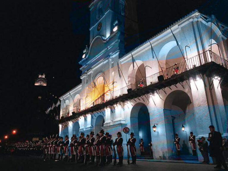 Hoy 25 de mayo, Día de la Revolución de Mayo 