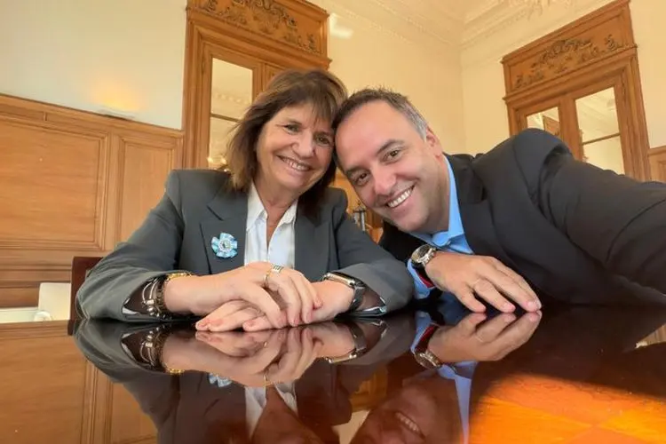 Patricia Bullrich criticó a Manuel Adorni 