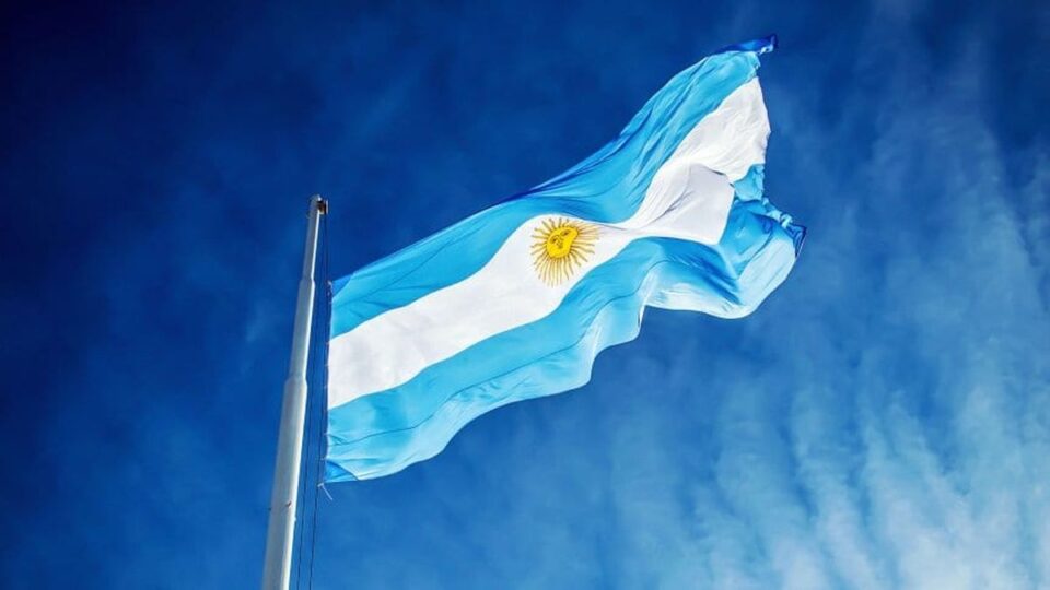 Hoy 20 de junio, Día de la Bandera 