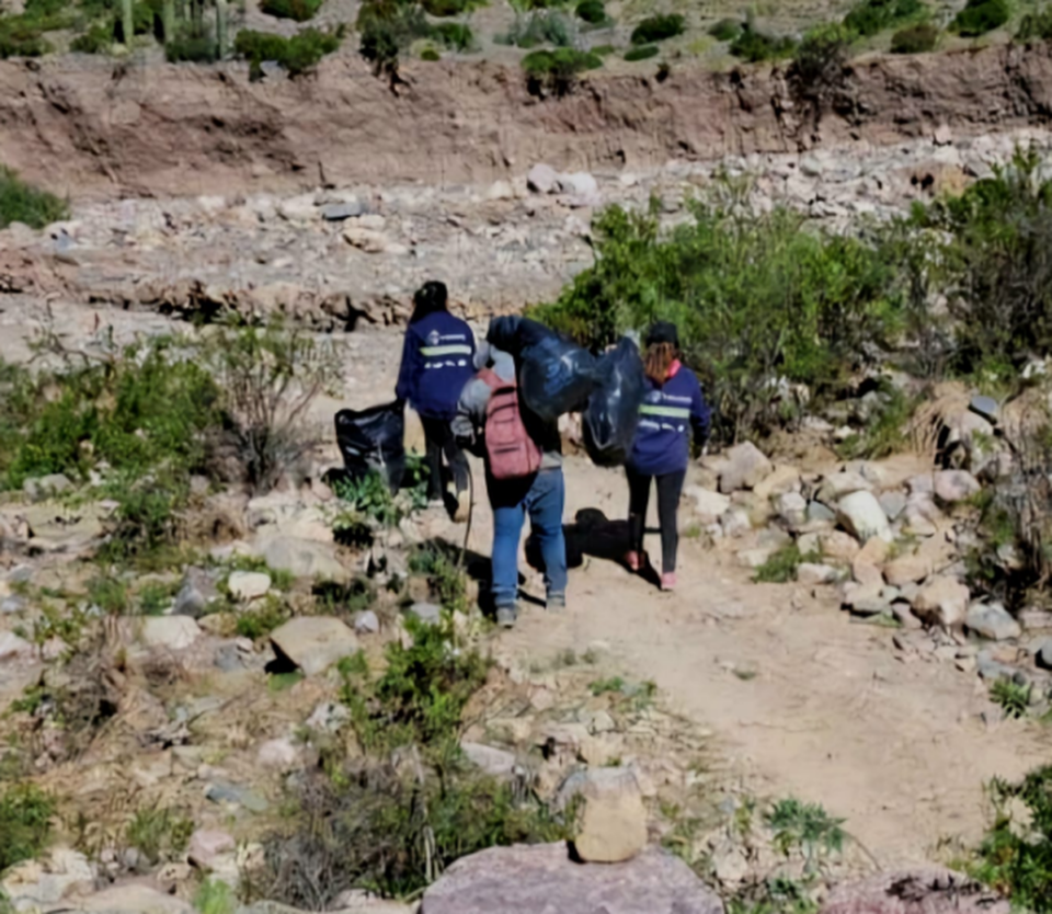 Denuncian despidos injustificados en Tumbaya