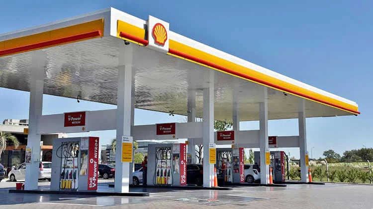 Confirmaron la venta de 894 estaciones de servicio Shell 