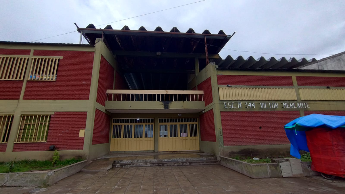 Desvincularon al estudiante cuyos padres agredieron a un docente