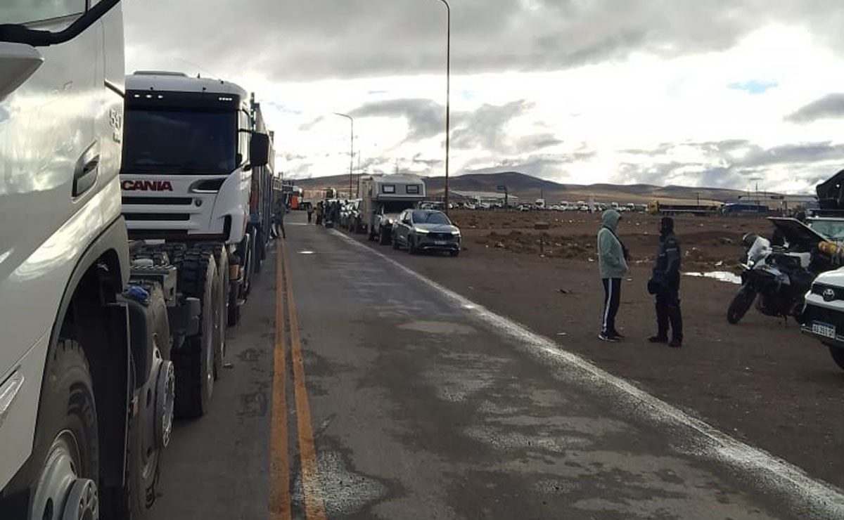 Por condiciones climáticas cerraron el Paso de Jama