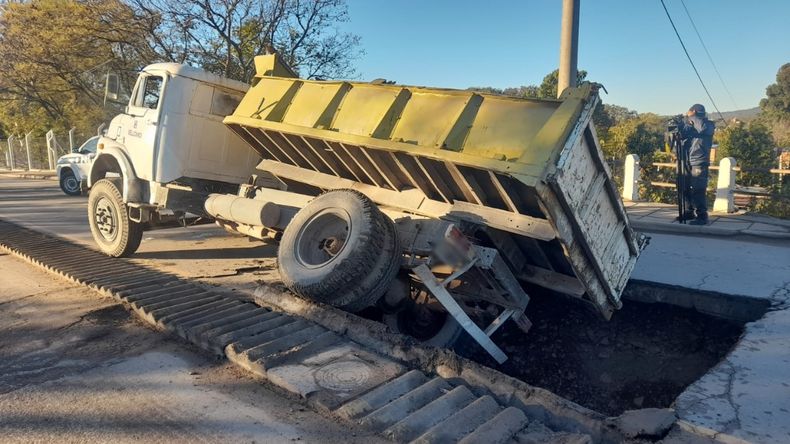 Habilitaron media calzada en el puente sobre el Río Chijra 
