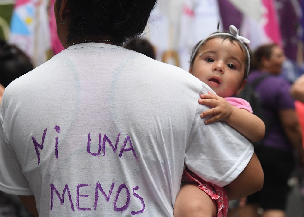 145 niños perdieron a sus madres durante el 2026