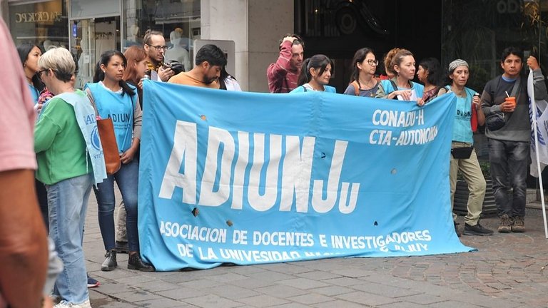 Comenzó el Paro de Docentes Universitarios 
