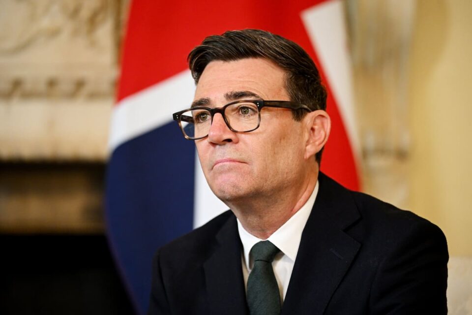 El Gobierno británico respondió al discurso de Javier Milei 