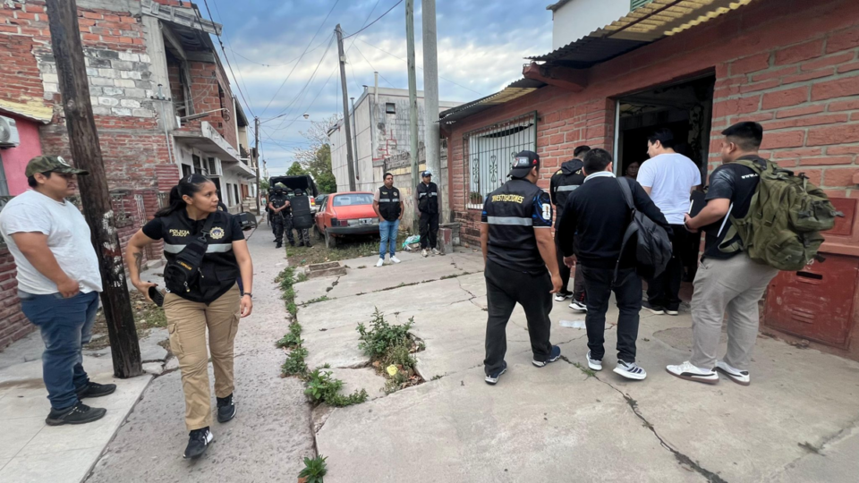 Por 21 estafas realizaron allanamientos en Perico 