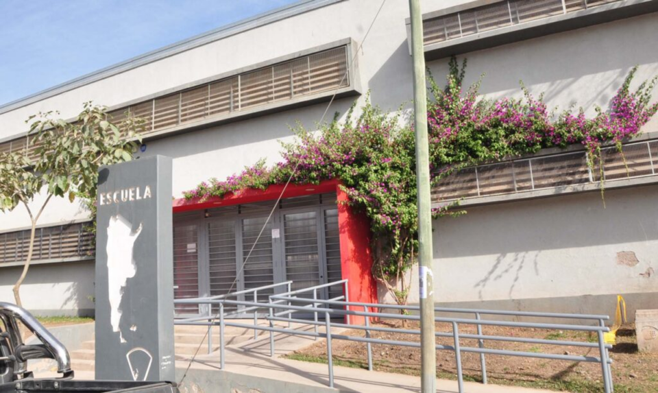 Docente denunció violencia laboral en la Esc. Municipal Marina Vilte 
